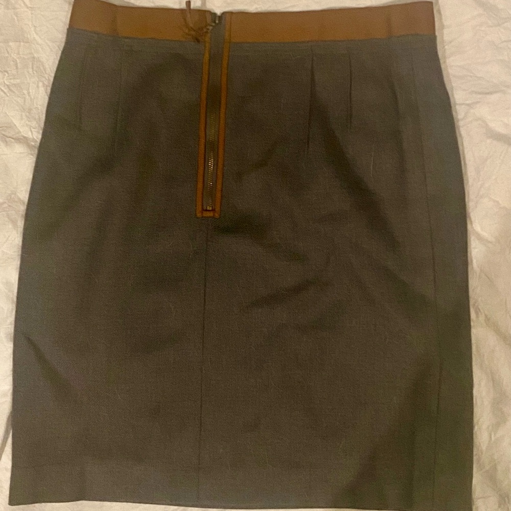 Loft skirt size 6